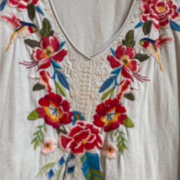 Johnny Was embroidered cotton top large - Picture 2 of 5